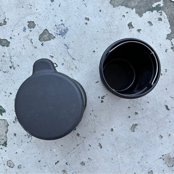 Round Soft Close Step Trash Can - Picture 7 of 15